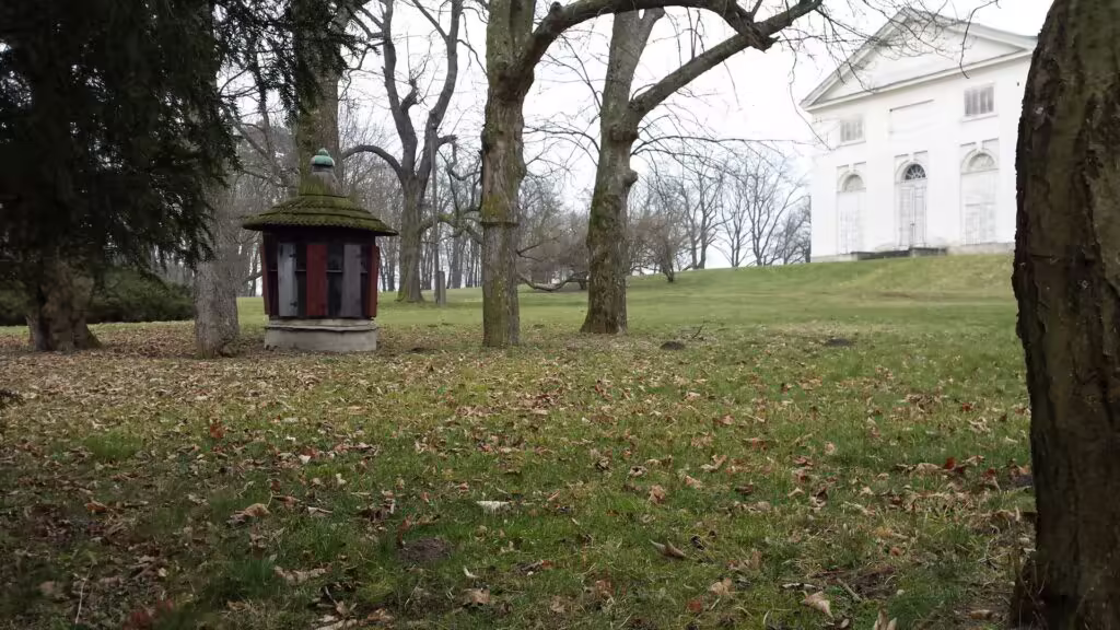 Nedaleký zámek Kačina
