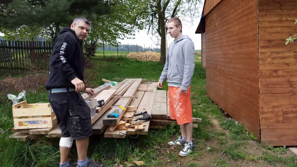 Připravené dřevo na stavbu