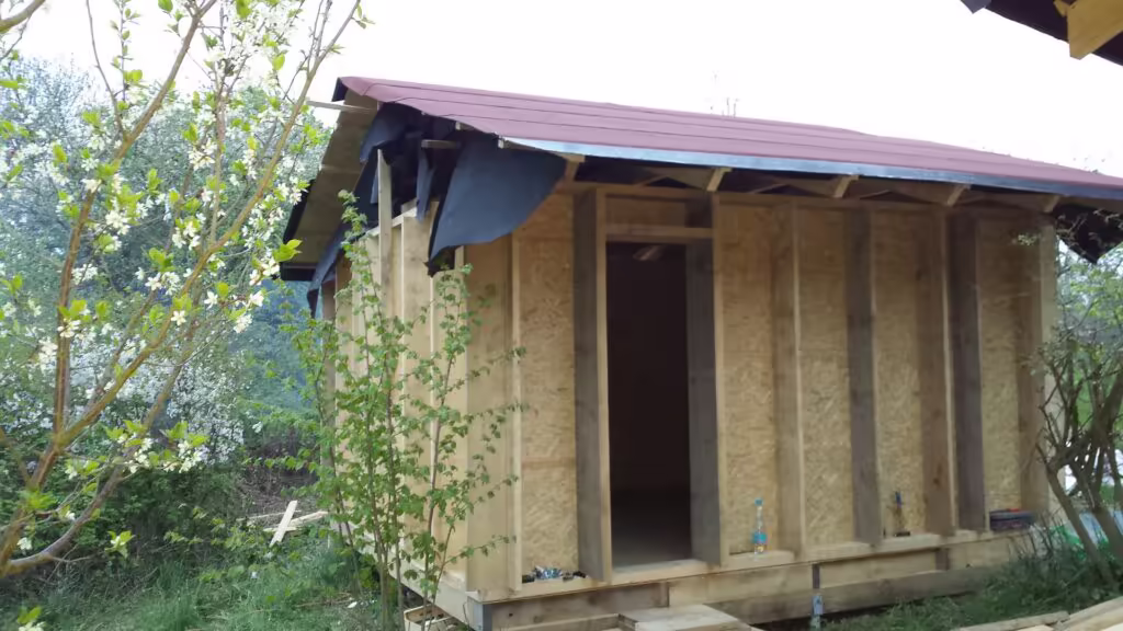 Přípraveno k izolaci 32 až 50 cm vaty