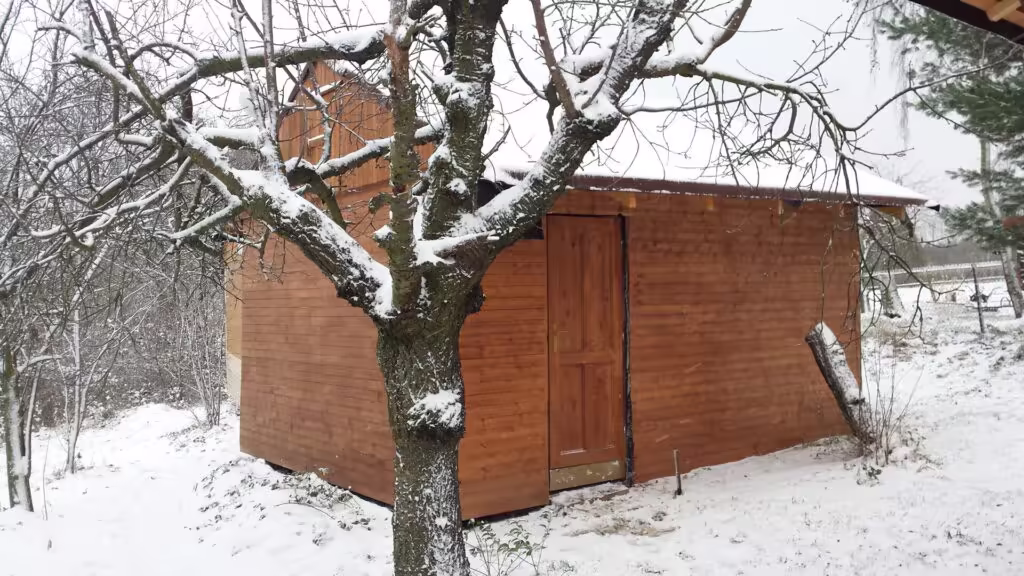 Východní svatyně a její patronka stará srdcovka